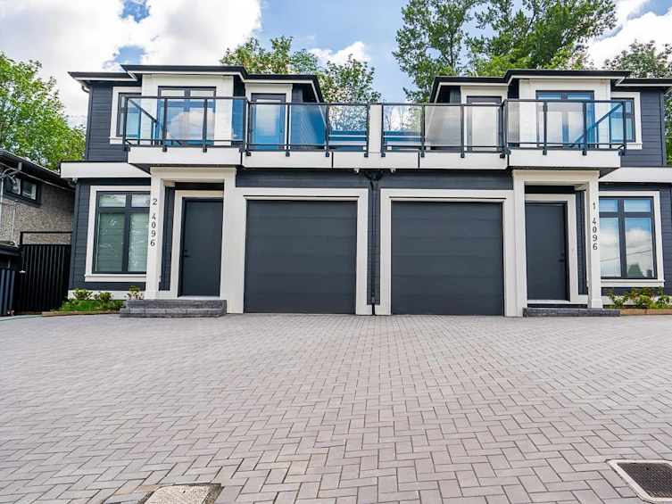 2-4096 Nithsdale Street, Burnaby, BC, V5G 1P6