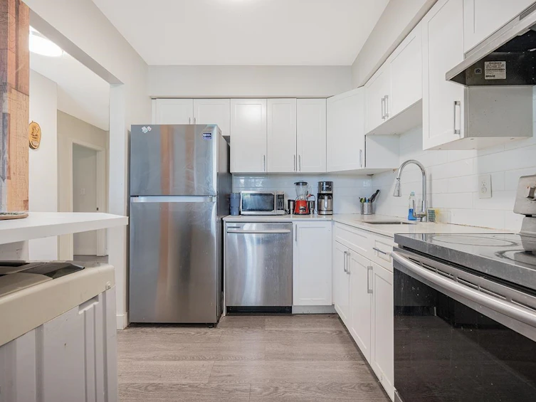 206-6105 Kingsway Street, Burnaby, BC, V5J 5C7 - 14