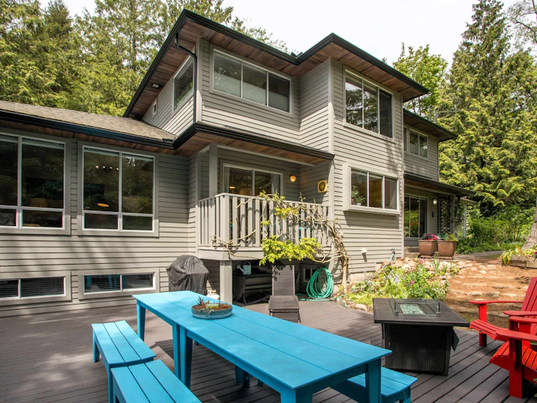 6783 Dufferin Avenue, West Vancouver, BC, V7W 2K3 - 2