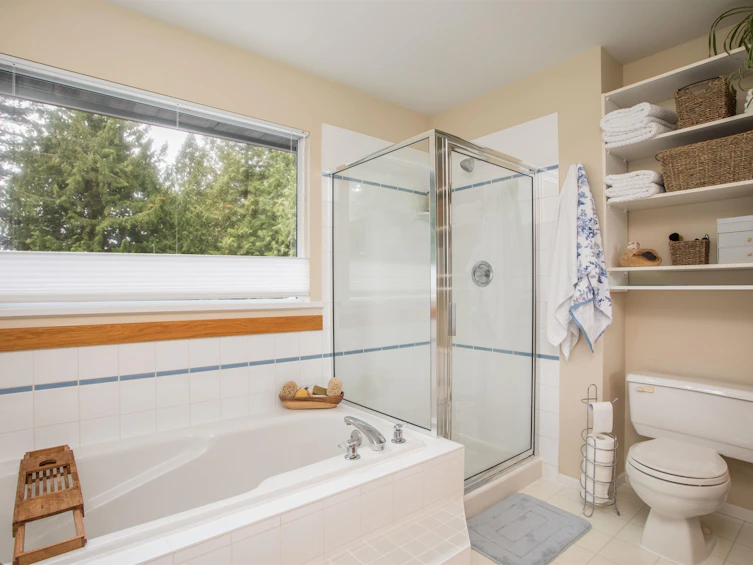 6783 Dufferin Avenue, West Vancouver, BC, V7W 2K3 - 22