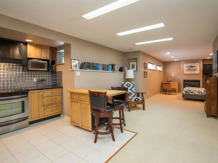 6783 Dufferin Avenue, West Vancouver, BC, V7W 2K3 - 28