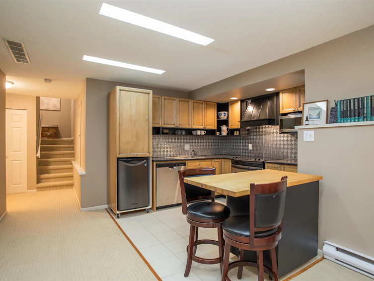 6783 Dufferin Avenue, West Vancouver, BC, V7W 2K3 - 30