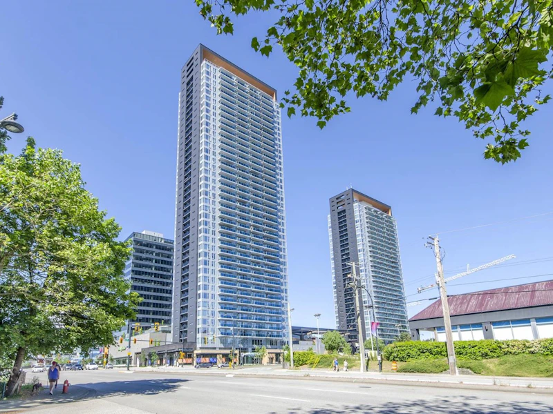 2808 - 13615 Fraser Highway, Surrey BC