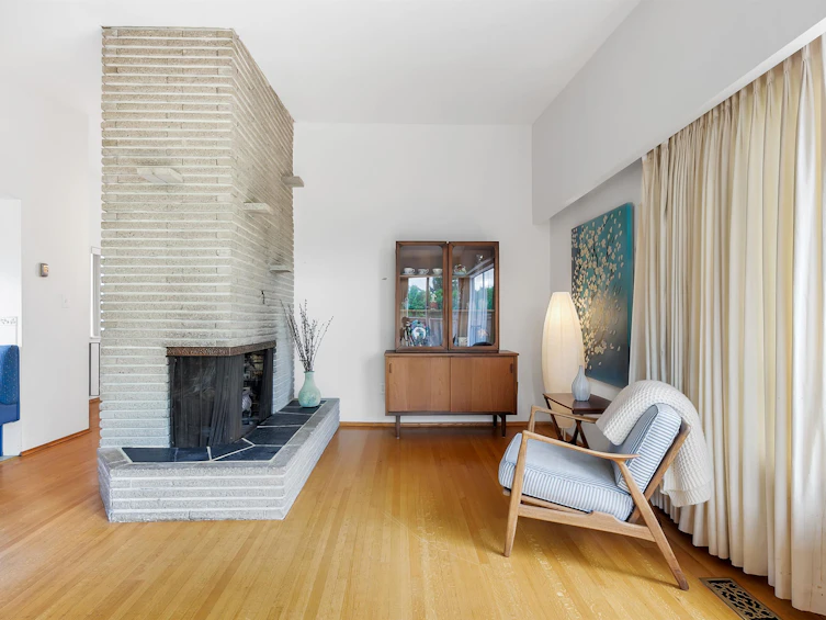2224 Greylynn Crescent, North Vancouver, BC, V7J 2X8 - 7