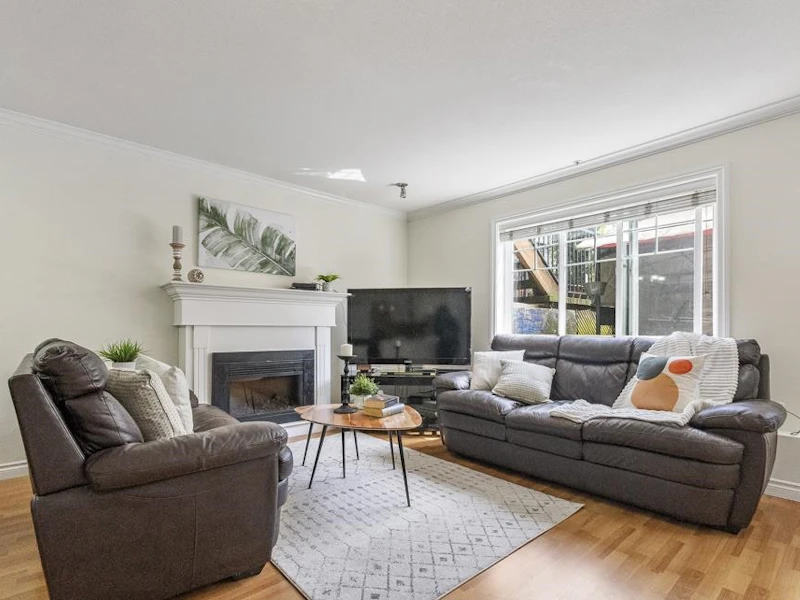 32 - 11255 132nd Street, Surrey BC V3R 4R3