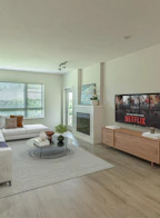 414 701 Klahanie Drive