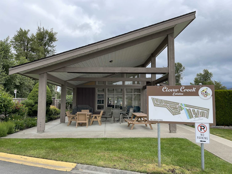 85-7600 Chilliwack River Road, Chilliwack, BC, V2R 3Z6 - 2