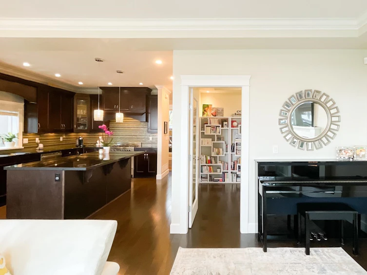311 East 28th Street, North Vancouver, BC, V7N 1C3 - 9