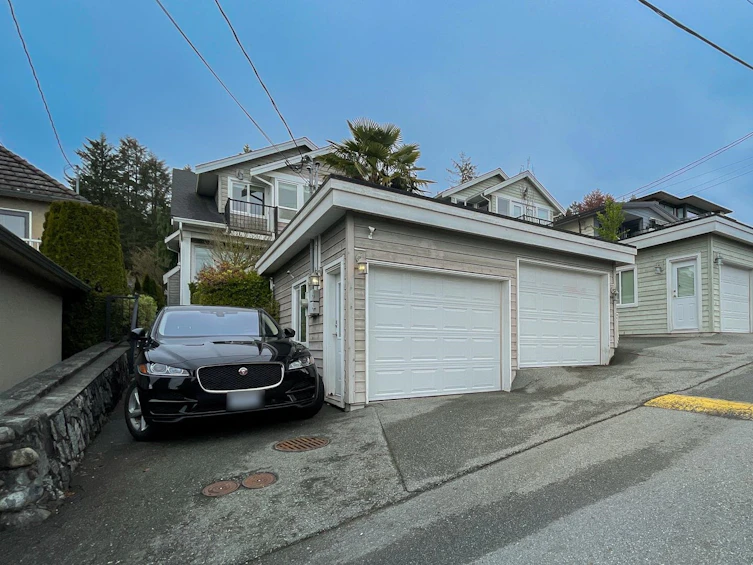 311 East 28th Street, North Vancouver, BC, V7N 1C3 - 39