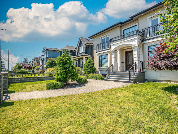 8067 12th Avenue, Burnaby, BC, V3N 2K9 - 2