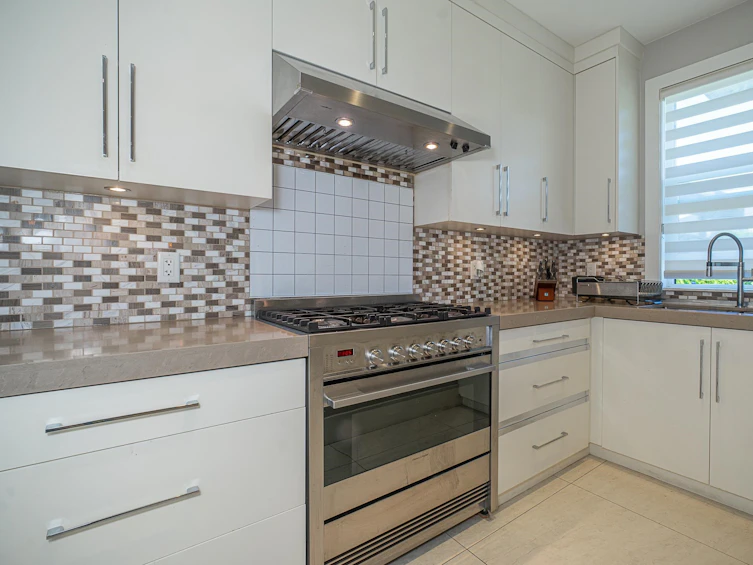 8067 12th Avenue, Burnaby, BC, V3N 2K9 - 14