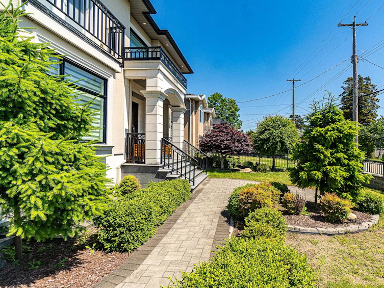 8067 12th Avenue, Burnaby, BC, V3N 2K9 - 34