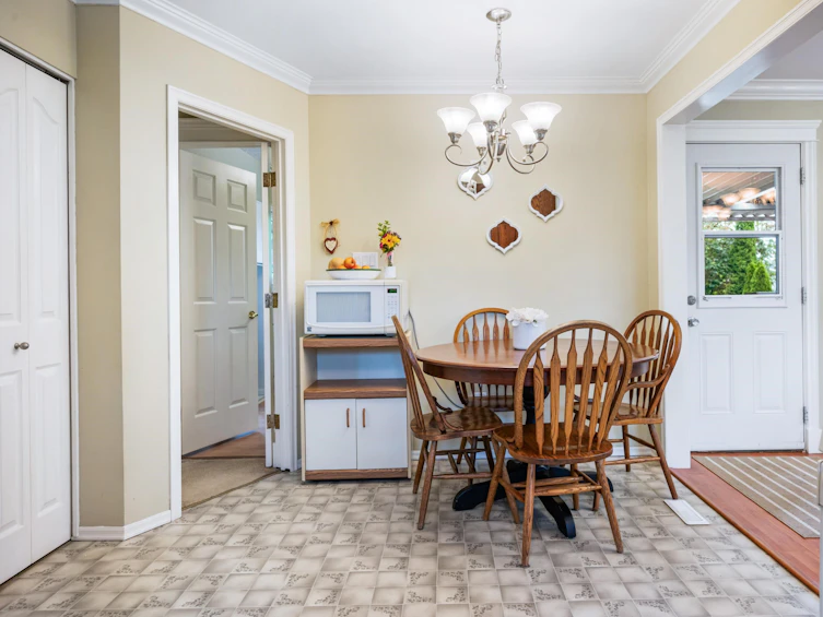 20841 Stoney Avenue, Maple Ridge, BC, V2X 7T2 - 6