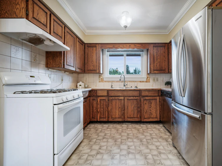 20841 Stoney Avenue, Maple Ridge, BC, V2X 7T2 - 7