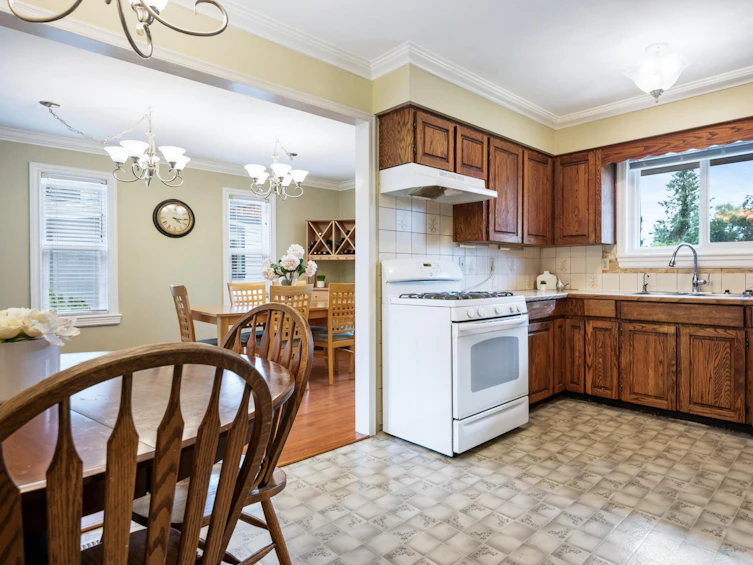 20841 Stoney Avenue, Maple Ridge, BC, V2X 7T2 - 9
