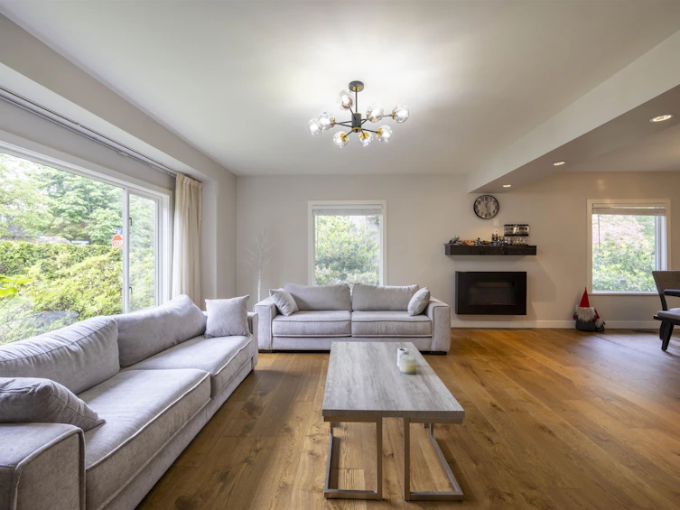 5202 Sprucefeild Road, West Vancouver, BC, V7W 2X6 - 5
