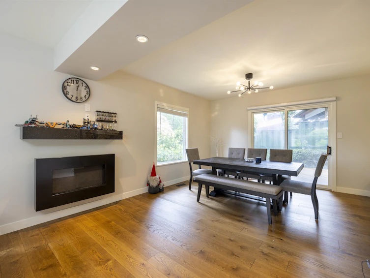 5202 Sprucefeild Road, West Vancouver, BC, V7W 2X6 - 10