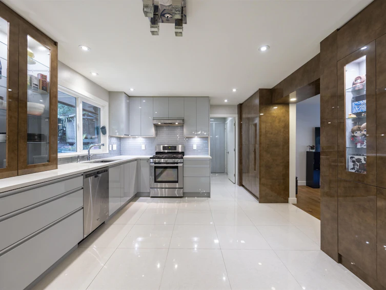 5202 Sprucefeild Road, West Vancouver, BC, V7W 2X6 - 13