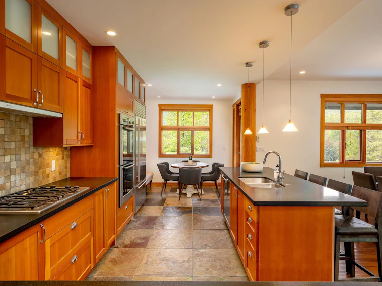 8398 Glen Abbey Lane, Whistler, BC, V8E 1J7 - 9