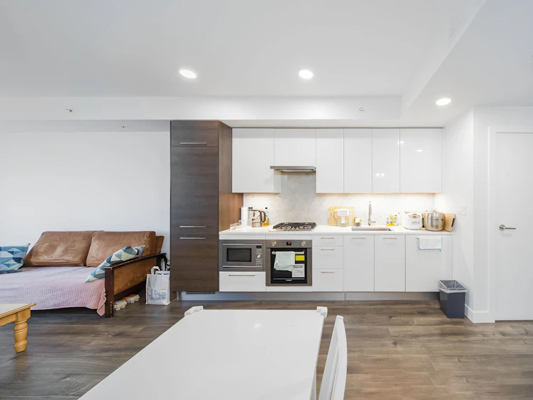 3704-4458 Beresford Street, Burnaby, BC, V5H 0J1 - 4