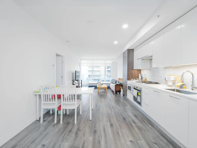3704-4458 Beresford Street, Burnaby, BC, V5H 0J1 - 2