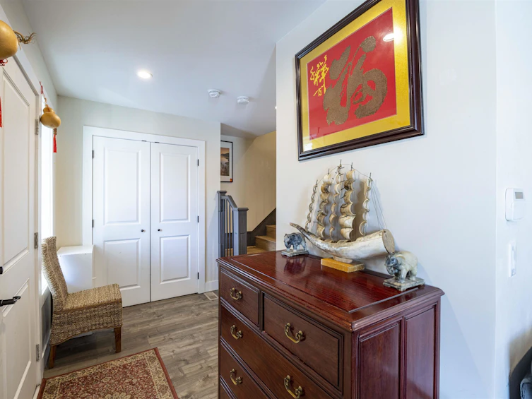 7535 Burgess Street, Burnaby, BC, V3N 3H9 - 3