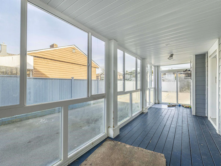 7535 Burgess Street, Burnaby, BC, V3N 3H9 - 7