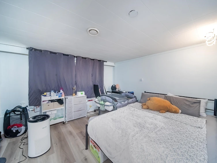 4230 Pender Street, Burnaby, BC, V5C 2M3 - 20