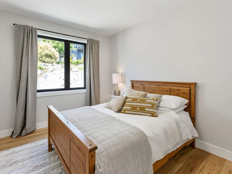 5952 Barnacle Street, Sechelt, BC, V7Z 0V4 - 30