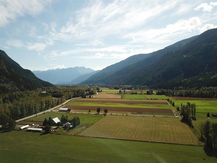 8687 Pemberton Meadows Road, Pemberton, BC, V0N 2L2 - 3