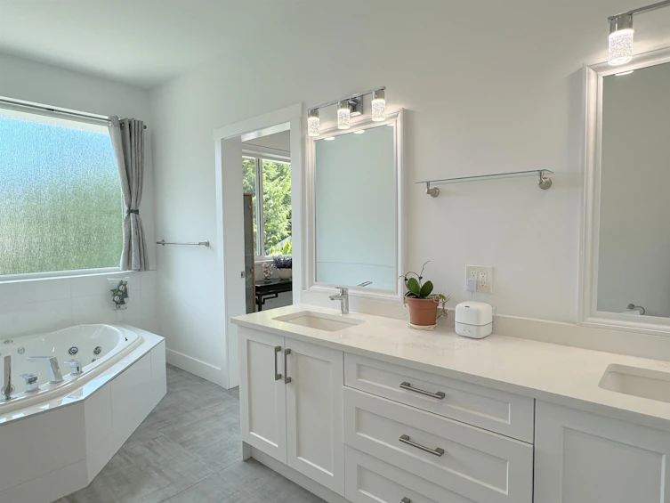 6406 North Gale Avenue, Sechelt, BC, V7Z 0L1 - 19