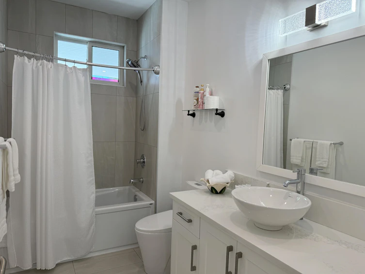 6406 North Gale Avenue, Sechelt, BC, V7Z 0L1 - 25