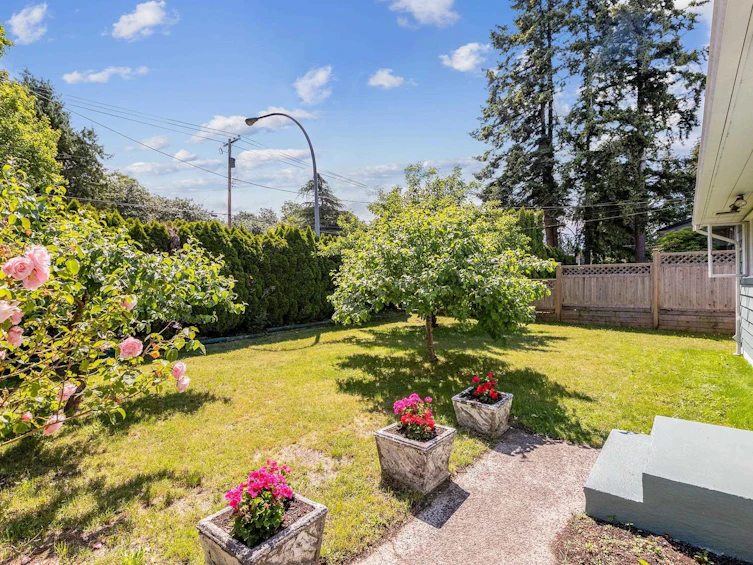 8695 Brooke Road, Delta, BC, V4C 4G2 - 2