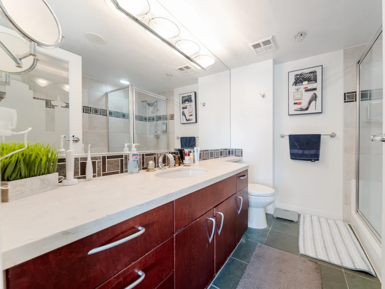 1908-198 Aquarius Mews, Vancouver, BC, V6Z 2Y4 - 16