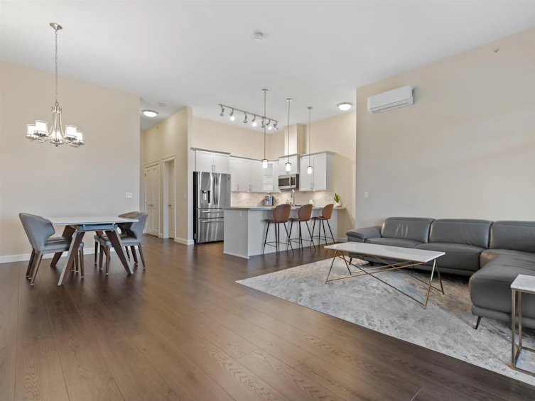 605-20328 86, Langley, BC, V2Y 2C2 - 5