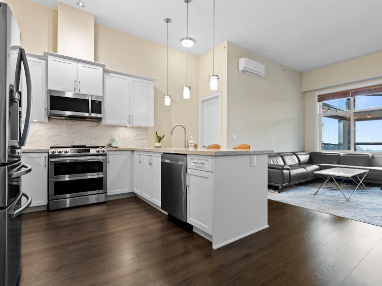 605-20328 86, Langley, BC, V2Y 2C2 - 6