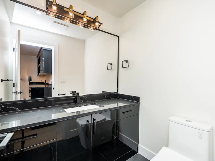 6471 Bryant Street, Burnaby, BC, V5E 1S4 - 27