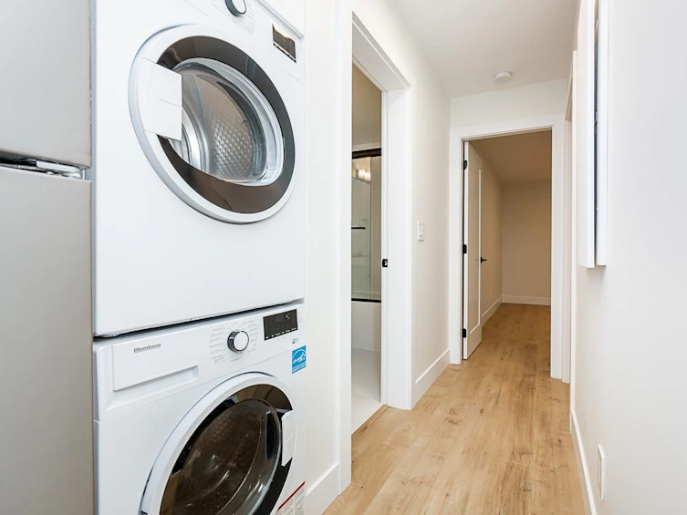 6471 Bryant Street, Burnaby, BC, V5E 1S4 - 31