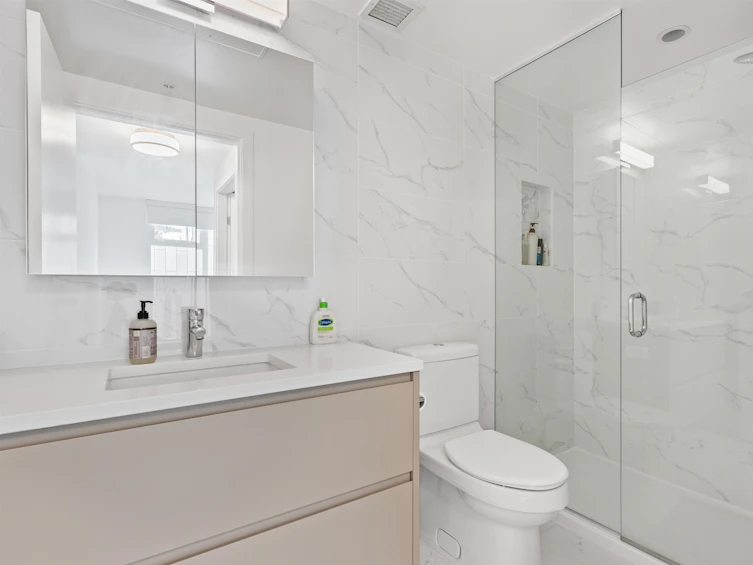 602-8188 Fraser Street, Vancouver, BC, V6K 2G2 - 12