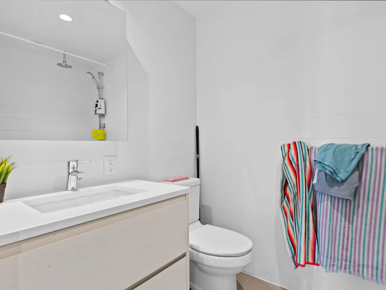602-8188 Fraser Street, Vancouver, BC, V6K 2G2 - 13