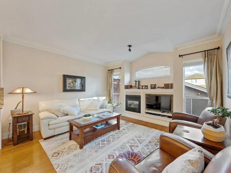 15752 23b Avenue, Surrey, BC, V4A 9Y4 - 3