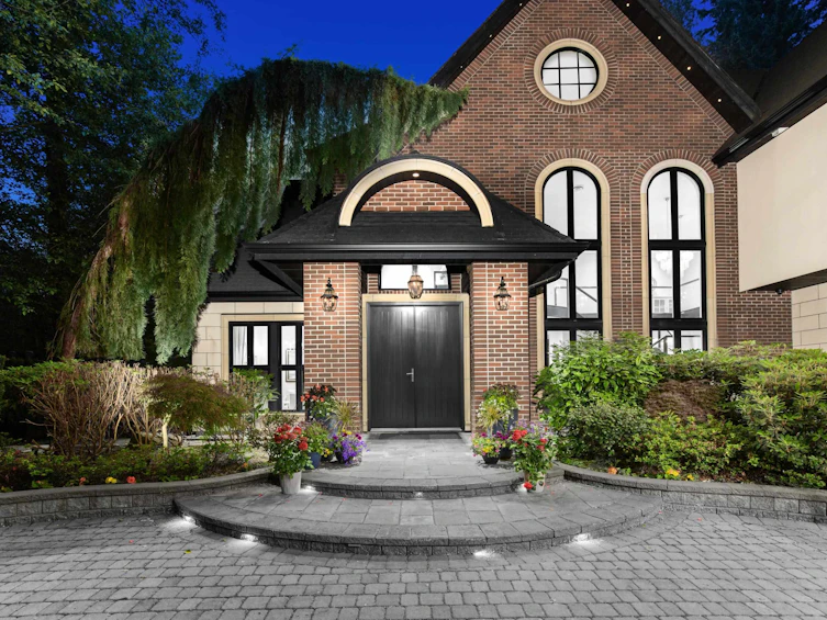 3083 Semiahmoo Trail, Surrey, BC, V4P 1H4 - 2