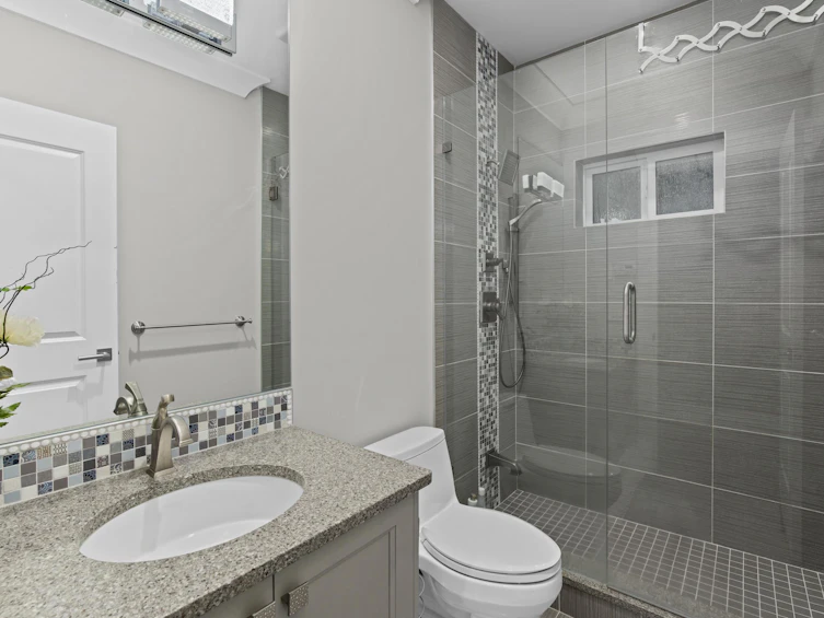 3083 Semiahmoo Trail, Surrey, BC, V4P 1H4 - 30