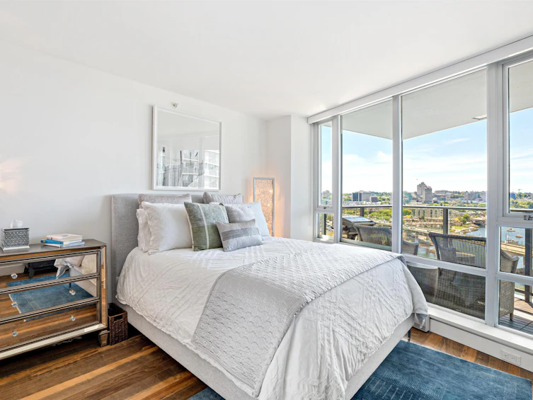 2203-8 Smithe Mews, Vancouver, BC, V6B 0A5 - 6