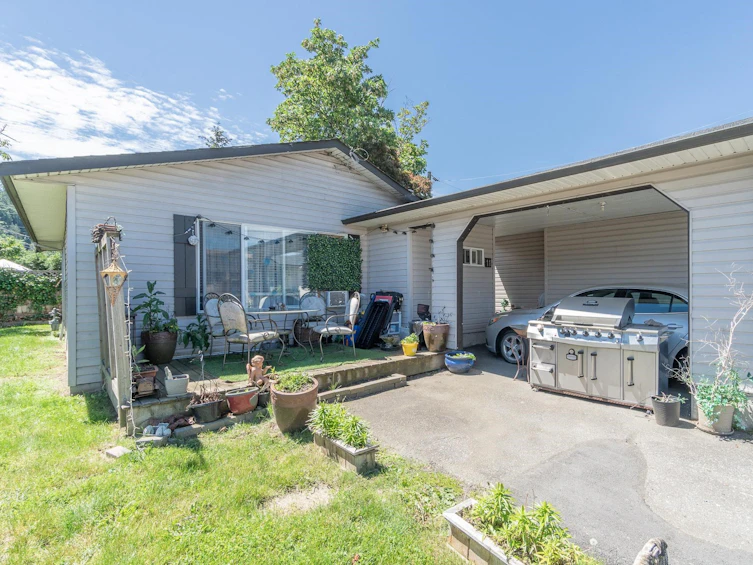 11-5648 Vedder Road, Chilliwack, BC, V2R 3M8 - 4