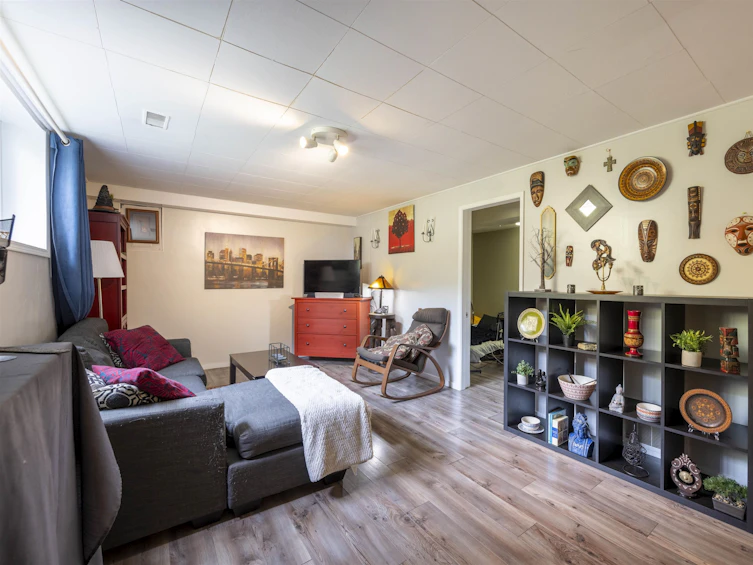 927 Gatensbury Street, Coquitlam, BC, V3J 5H9 - 6