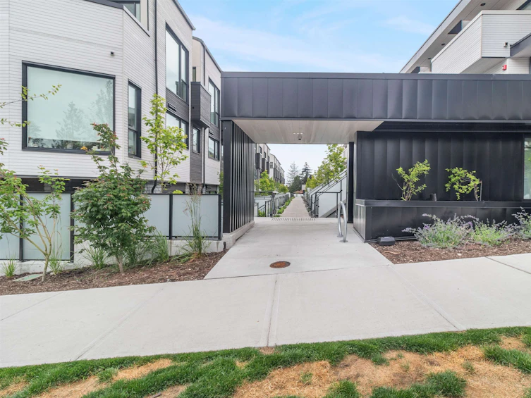 121-650 East 2nd Street, North Vancouver, BC, V7L 1E3 - 26