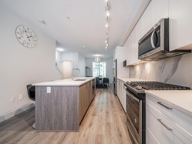 170-9718 161a, Surrey, BC, V4N 6S7 - 12