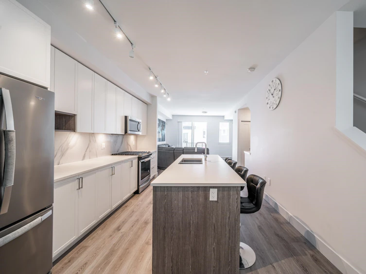 170-9718 161a, Surrey, BC, V4N 6S7 - 13
