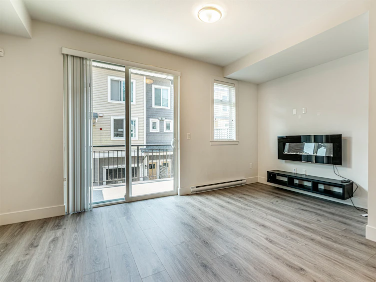 170-9718 161a, Surrey, BC, V4N 6S7 - 6